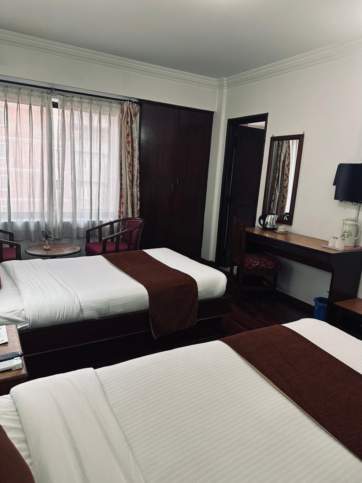 Fuji Hotel Kathmandu Exterior foto