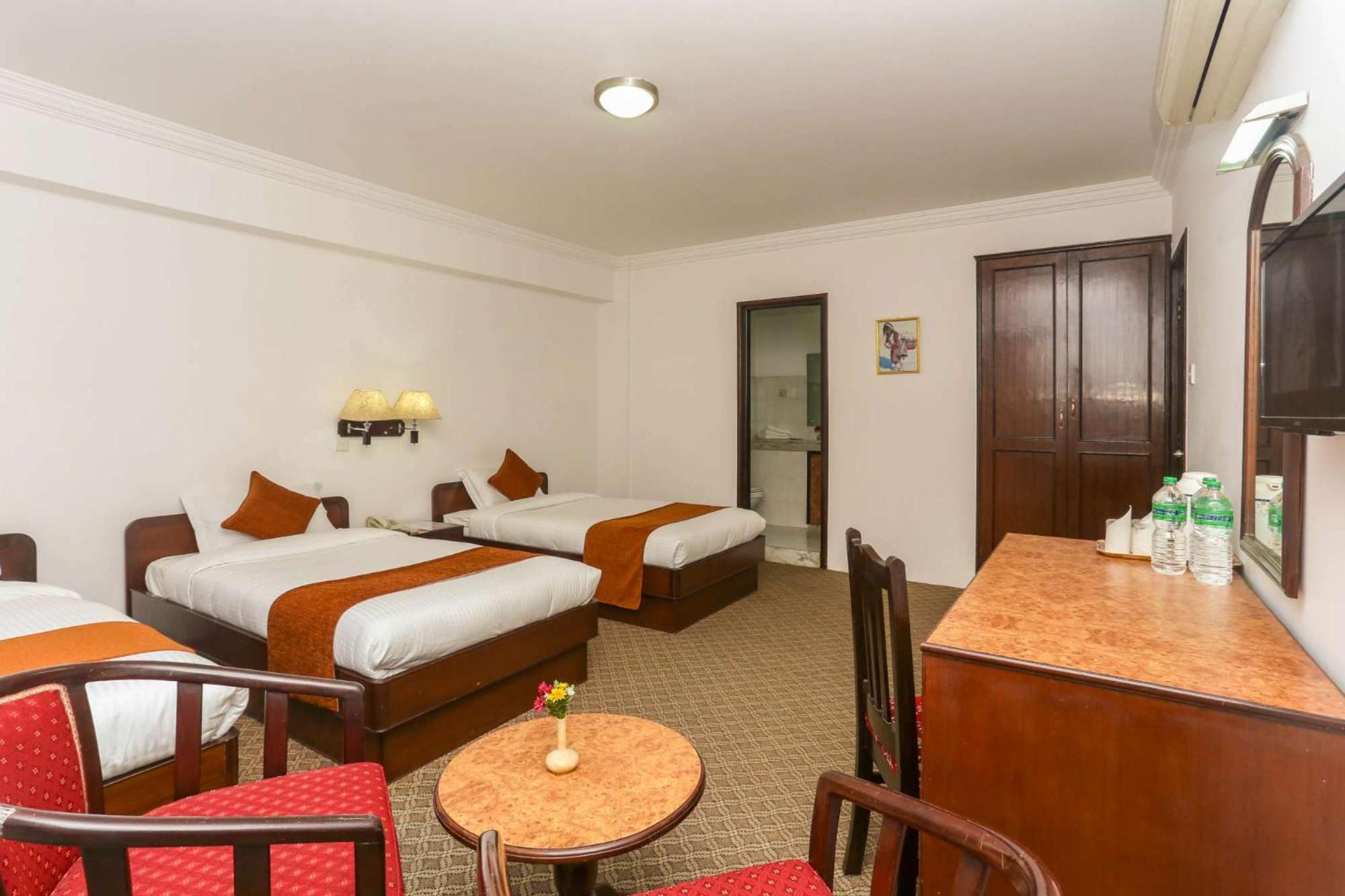 Fuji Hotel Kathmandu Exterior foto