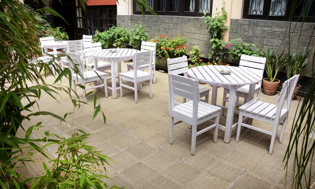 Fuji Hotel Kathmandu Exterior foto