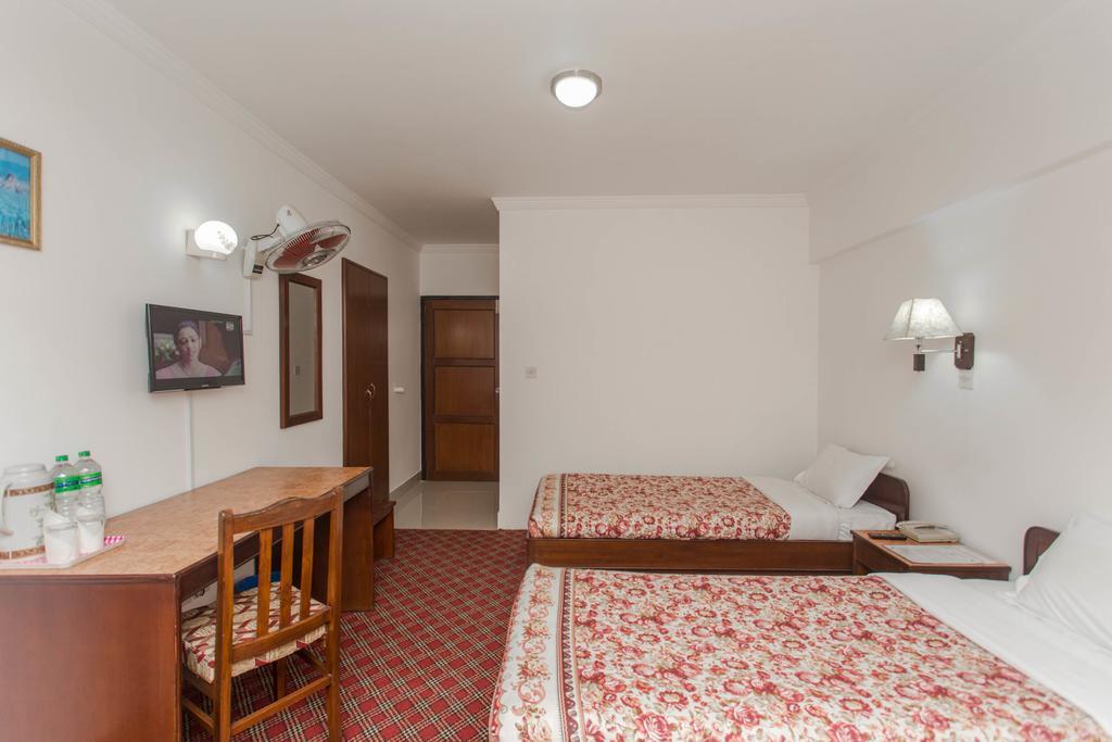 Fuji Hotel Kathmandu Exterior foto