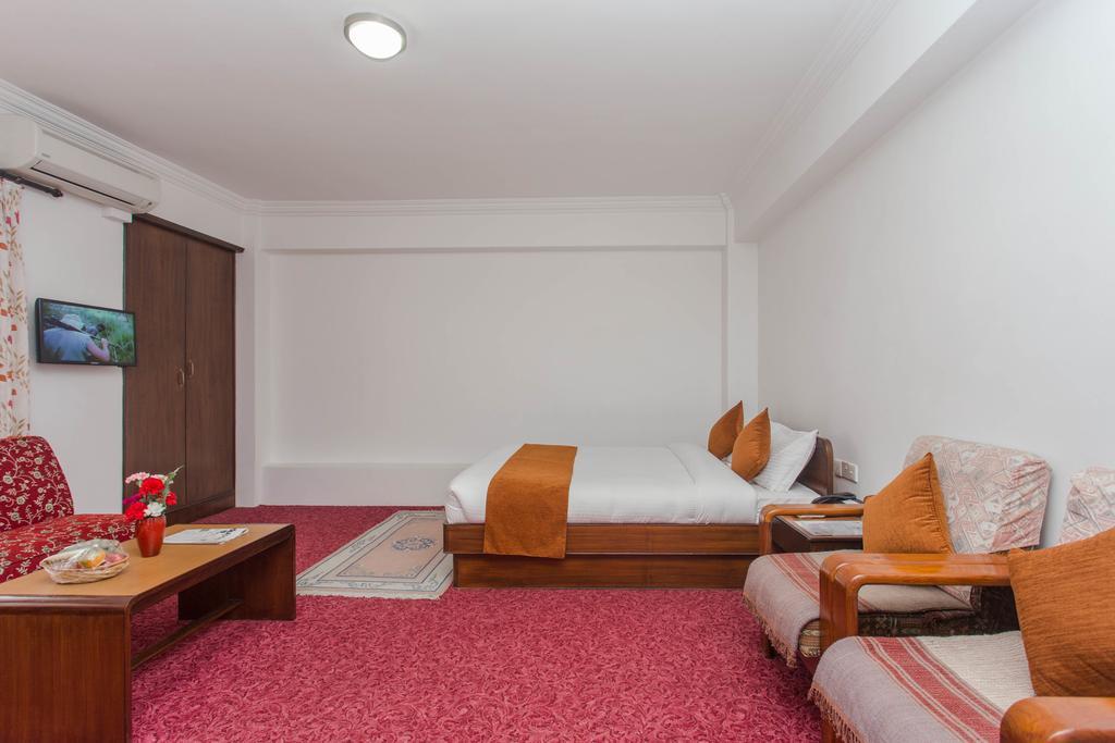 Fuji Hotel Kathmandu Exterior foto